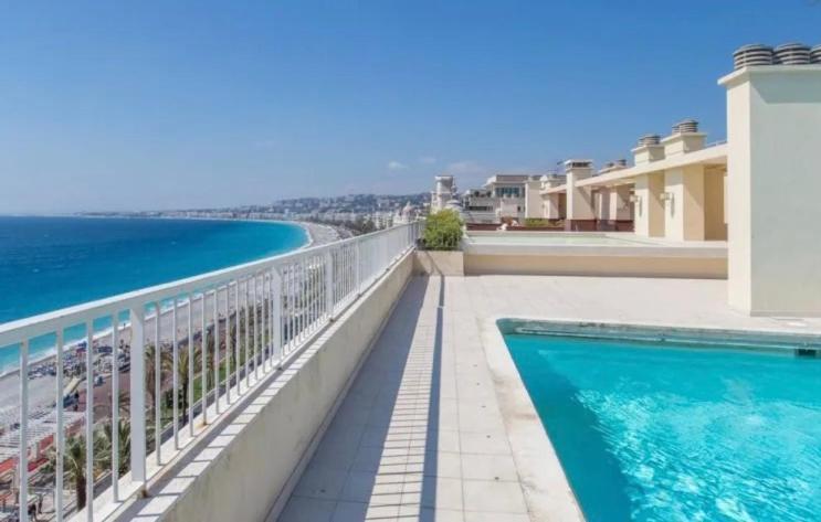 Le Royal, Spacious Seaside Apartment Rooftop And Pool Nizza Exterior foto